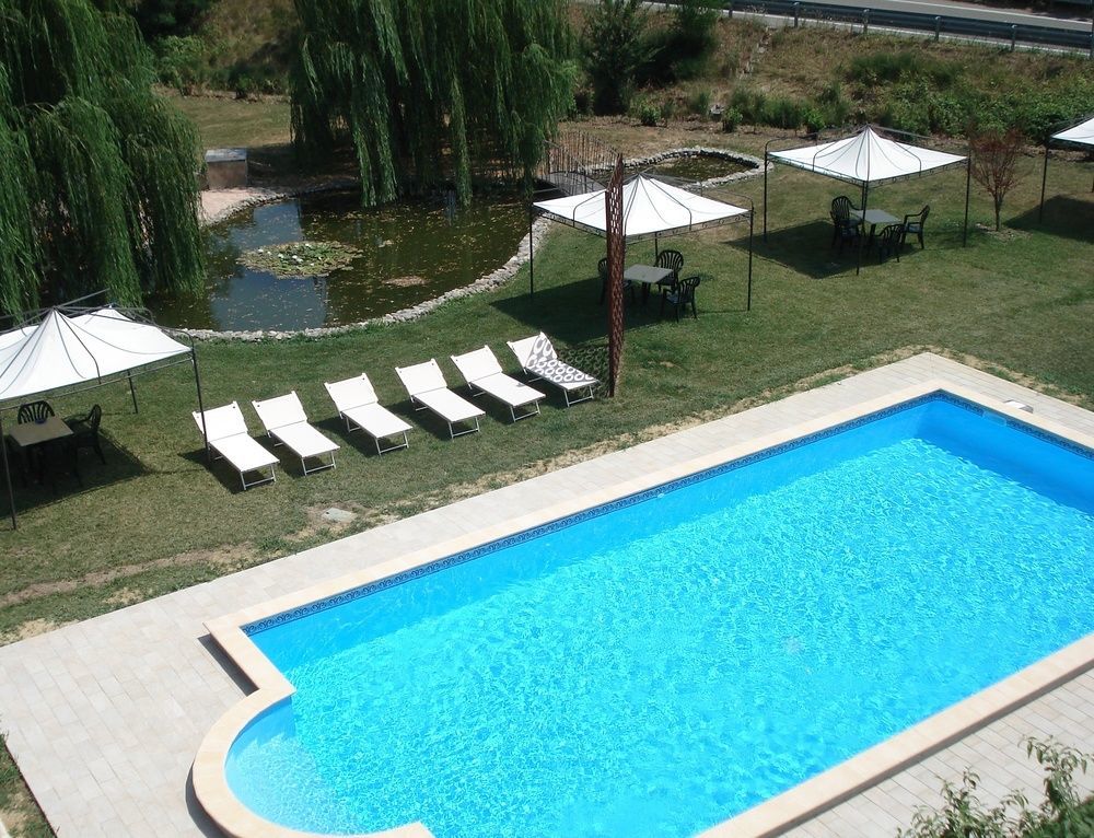 Pontenure Hotel Villa Costanza מראה חיצוני תמונה